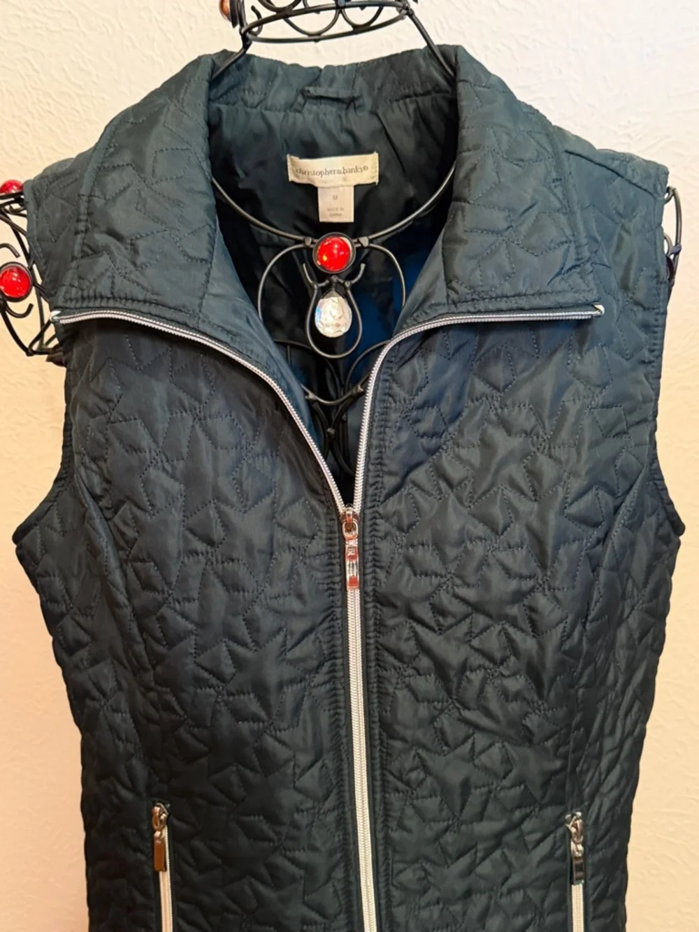 🍀🍀🍀BOGOHO 🍀🍀🍀Christopher & Banks Quilted Zip Front Vest -Medium - Picture 2 of 11